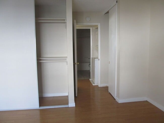 Building Photo - Chula Vista Condo