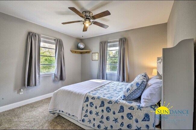 Building Photo - Upgraded 4BR Home with In-Ground Pool in Fort Walton Beach!