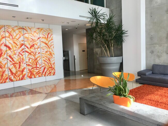 Building Photo - 234 NE 3rd St