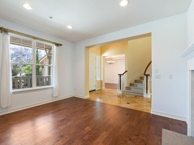 Building Photo - 5250 Coleridge Ct