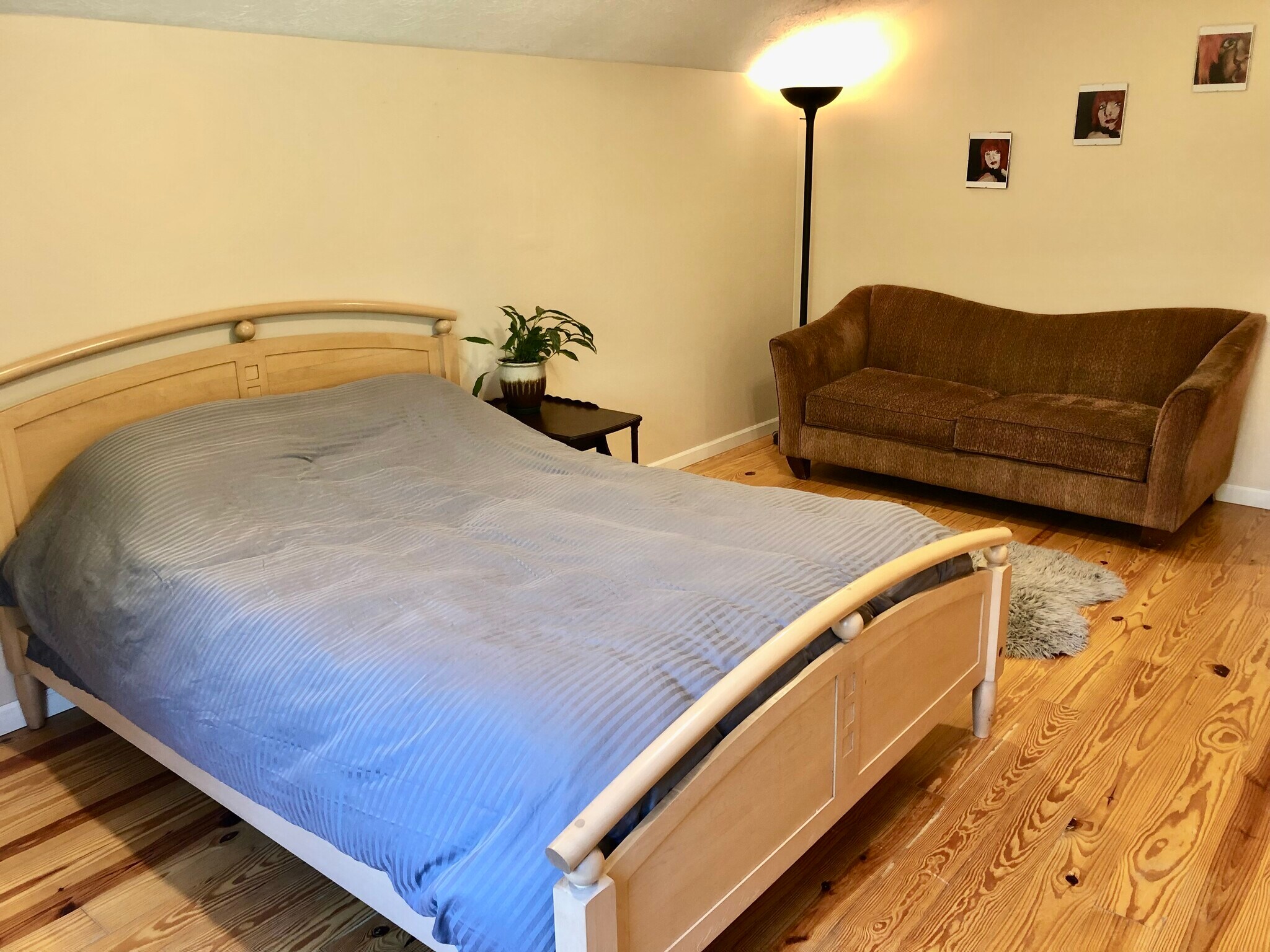 Second bedroom - 32724 NE Chamberlain Rd