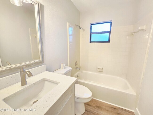 Building Photo - 132 Haven Dr