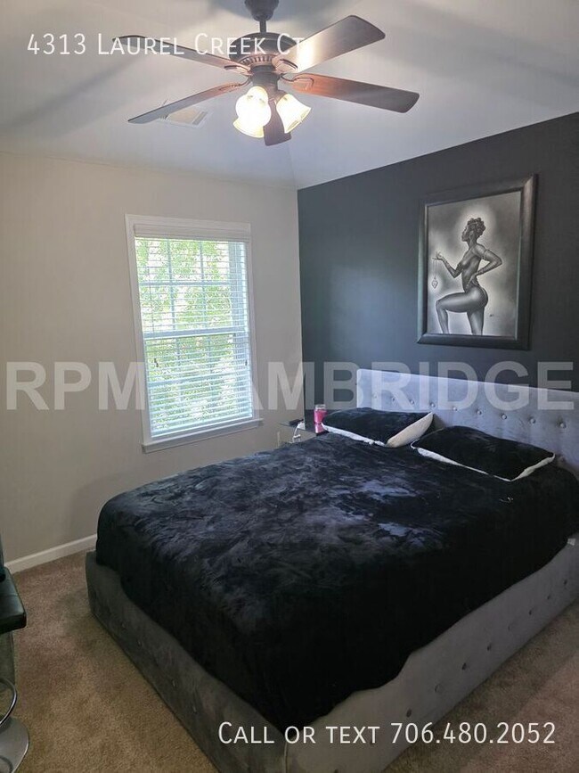 Building Photo - 4313 Laurel Creek Ct SE