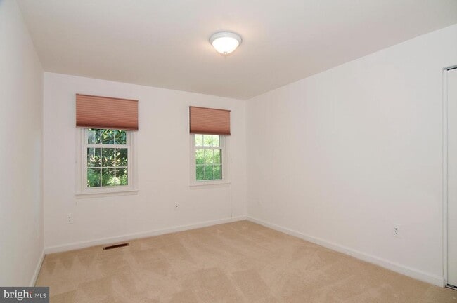 Building Photo - 11400 Dorchester Ln