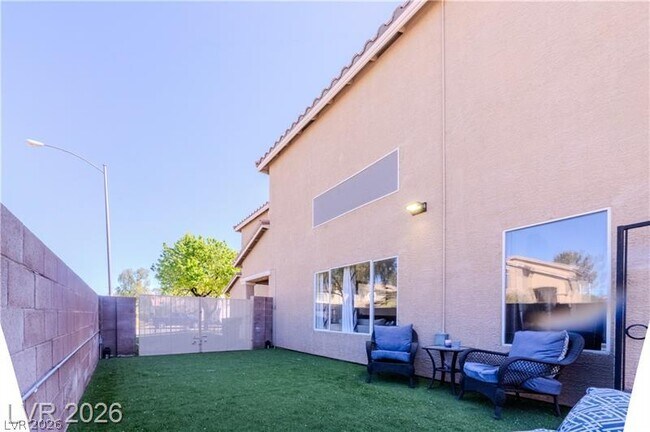 Building Photo - 8539 Rocky Hillside Ct