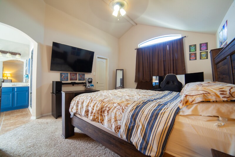 Building Photo - 13260 Emerald Creek Dr