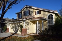 Building Photo - Spacious North Tracy Home – 4 Bedrooms | 2.5 Bathrooms
