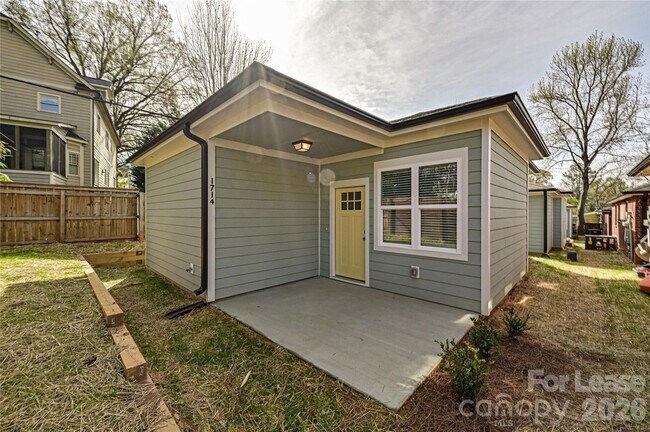 Building Photo - 1714 Club Rd