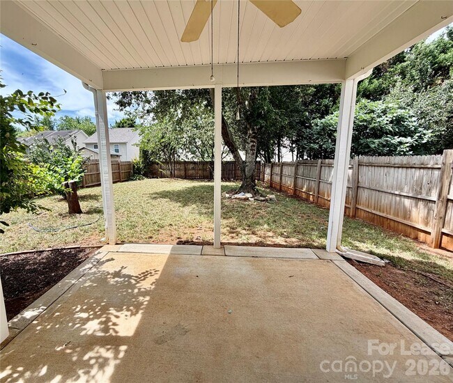 Building Photo - 551 Tribune Dr