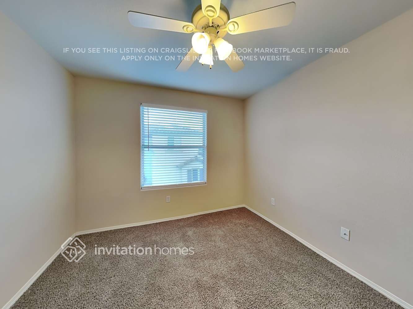 Building Photo - 10325 Adrianna Ave