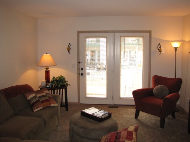 Building Photo - Country View Apartments