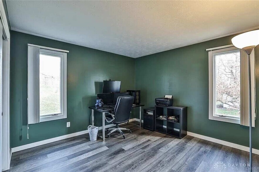 Building Photo - 6881 Walnut Creek Ct