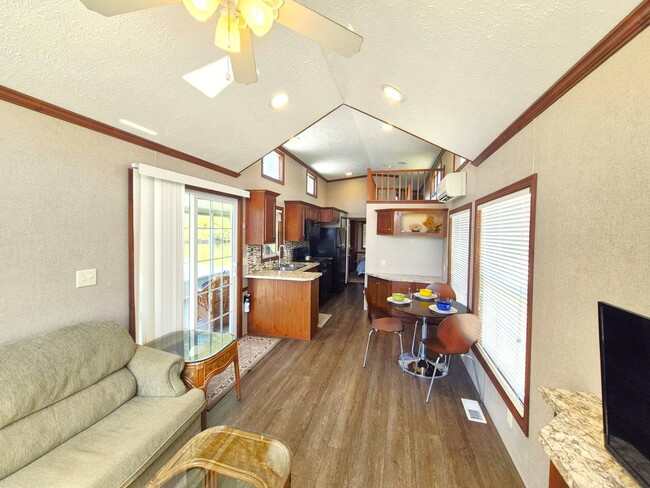 Building Photo - 200 S Banana River Dr