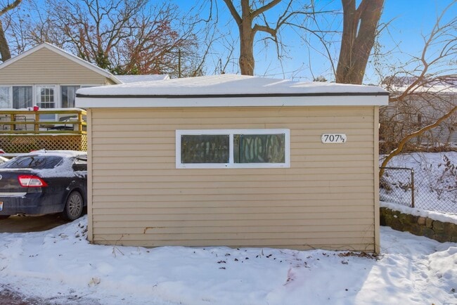 Building Photo - Charming 1-Bed, 1-Bath ADU in Lake Orion!