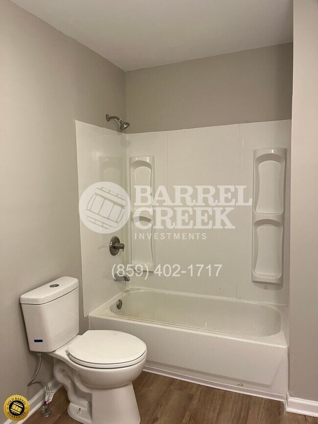 Building Photo - 4-Bed 1.5-Bath House + Garage & Fenced Yard