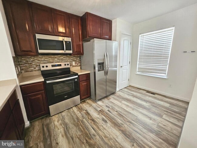 Building Photo - 73 Medal Way