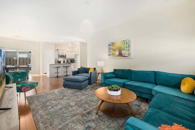 Building Photo - 4522 W Sweetgum Ln