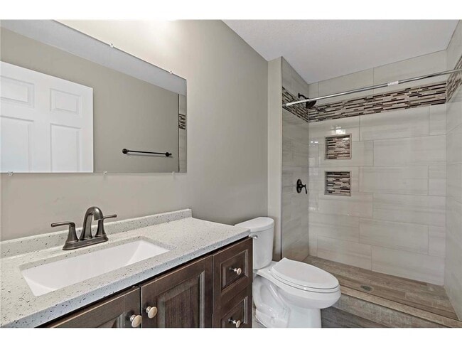 Building Photo - 7713 Lambert Cir NE