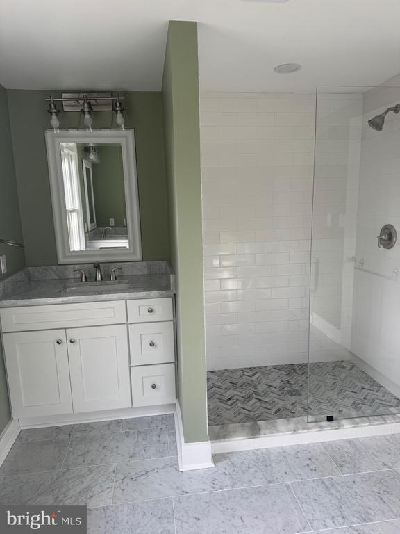 Building Photo - 12 Wirt St NW