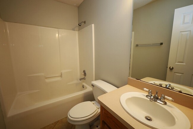 Building Photo - 3880 Trotters Ridge Cir