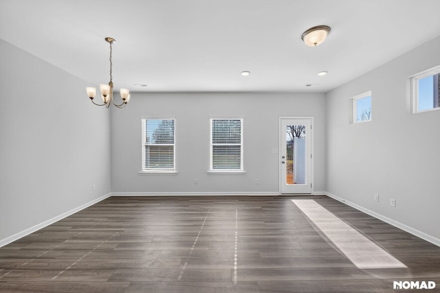 Building Photo - 6028 Jasmine Br Rd