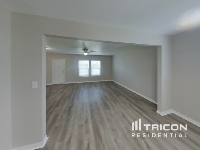 Building Photo - 9467 Northvale St