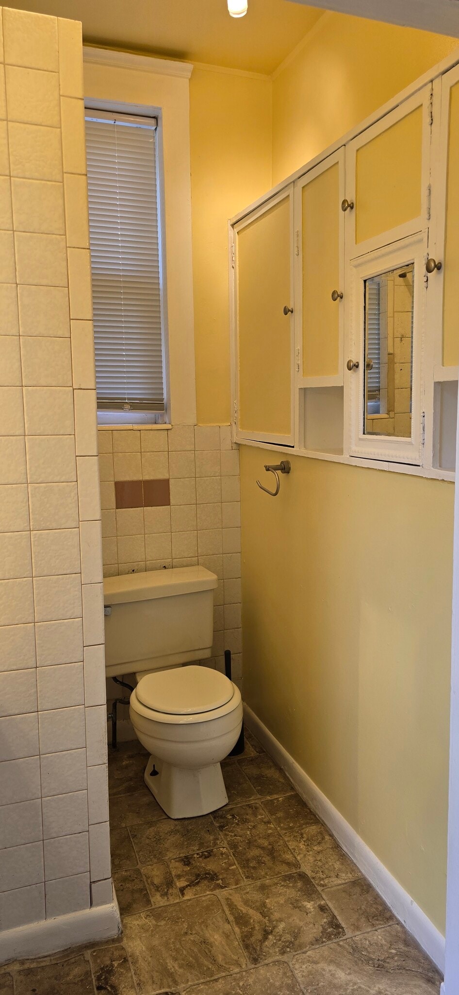 Building Photo - 1057 S 900 E