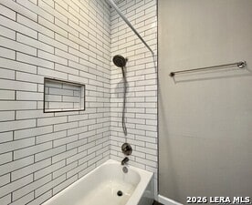 Building Photo - 602 W Laurel St