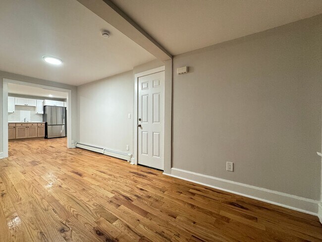 Building Photo - 145 Division St