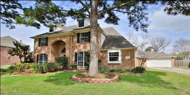 Building Photo - 15710 Cascading Brook Way