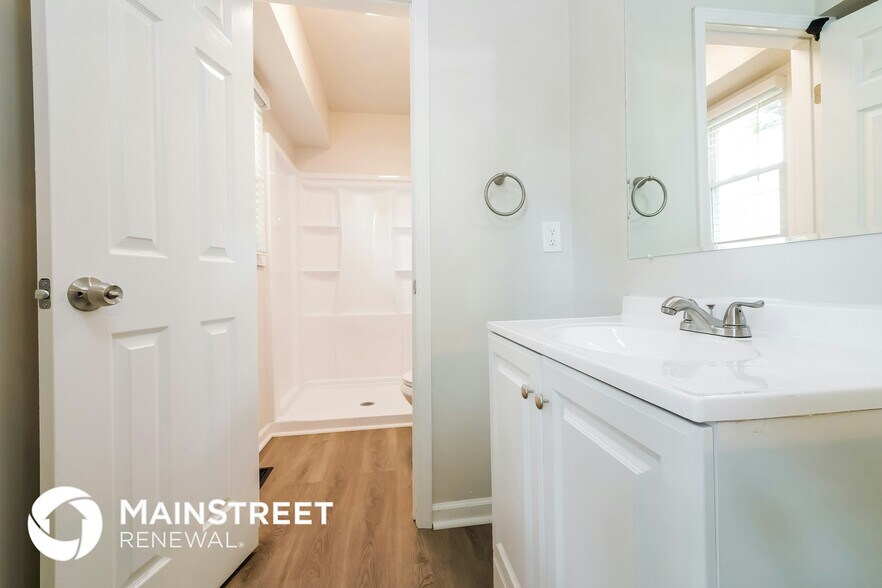 Building Photo - 1321 NE Quail Walk Dr