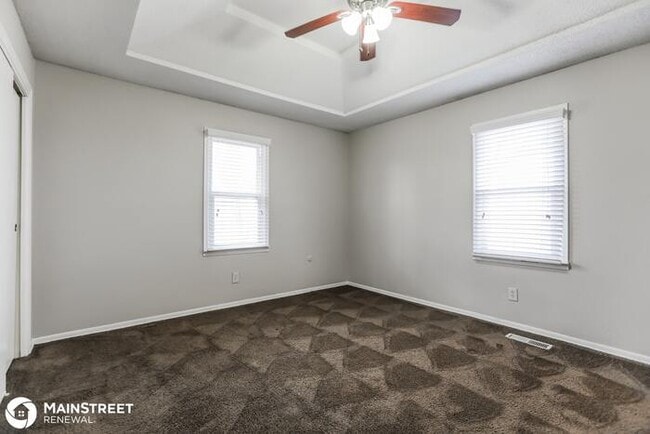 Building Photo - 406 E 164th Ter, Belton, MO 64012