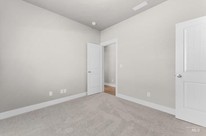 Building Photo - 5393 W Rosslare Dr