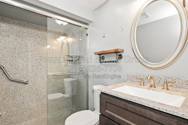 Building Photo - 959 Orchard Lakes Dr