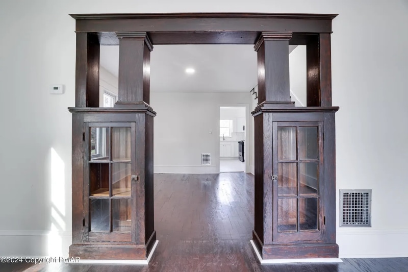 Building Photo - 510 Brown St