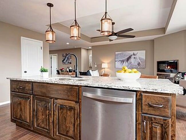 Building Photo - Luxury, Location, and Convenience.