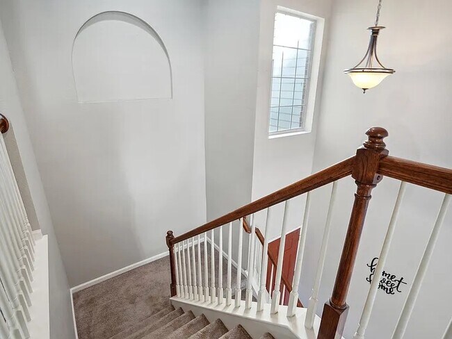 Building Photo - 118 Barrington Ln