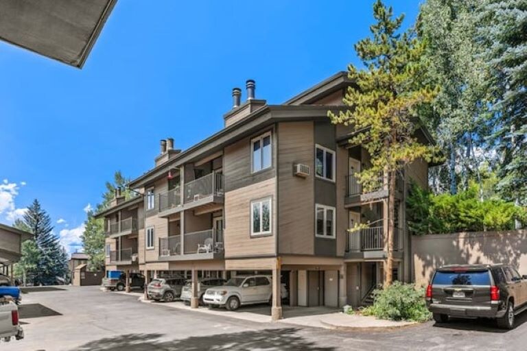 Building Photo - 2505 Daybreak Ct