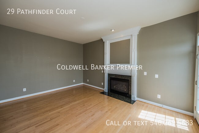Building Photo - 29 Pathfinder Ct