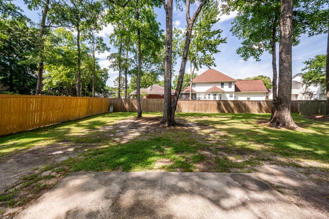 Building Photo - 107 Spalding Cir