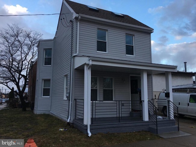 Building Photo - 3601 Decatur St