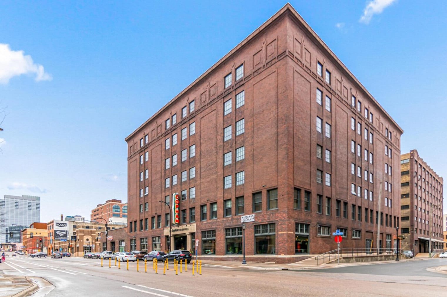 Building Photo - 606 N Washington Ave