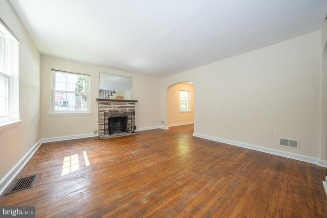 Building Photo - 418 Weadley Rd