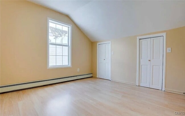 Building Photo - 103 W Embargo St