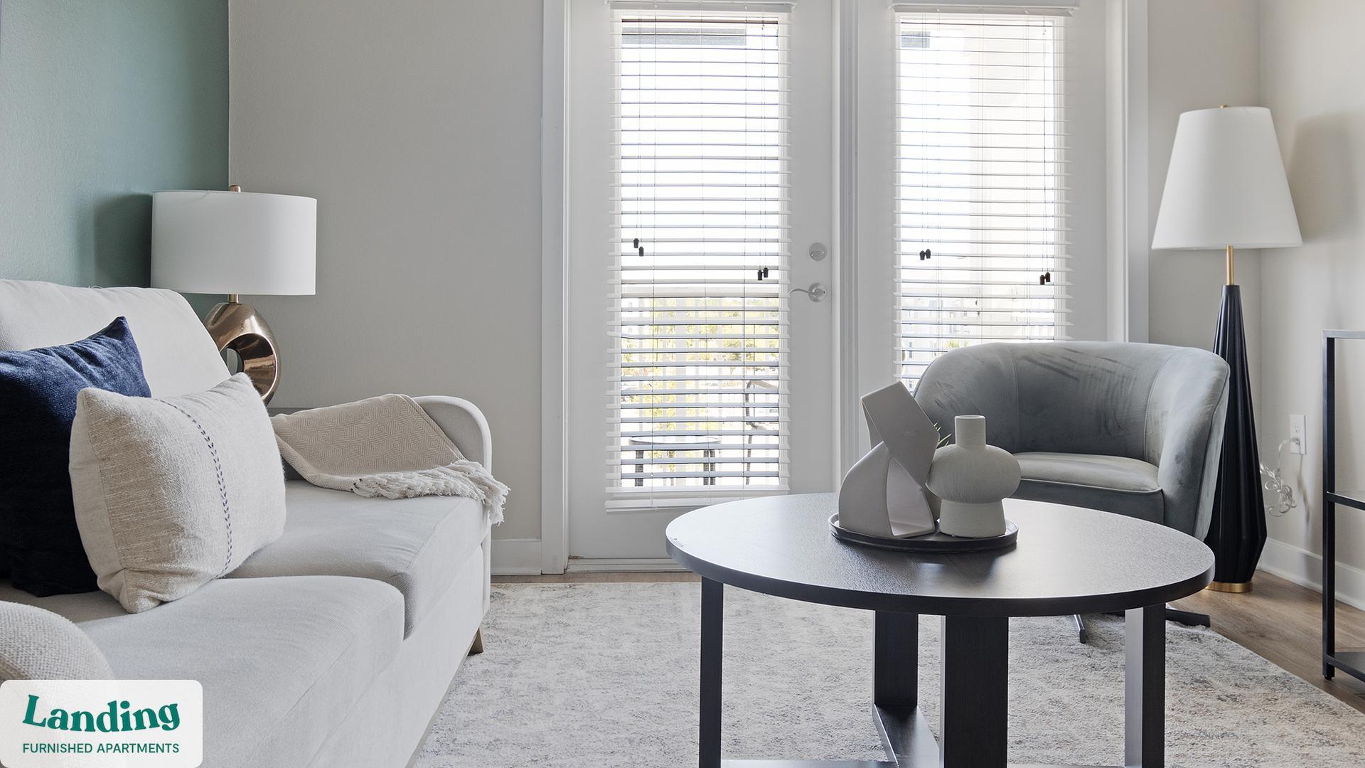 Building Photo - 215 Hunters Lk Wy