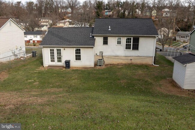 Building Photo - 6621 Greenvale Pkwy