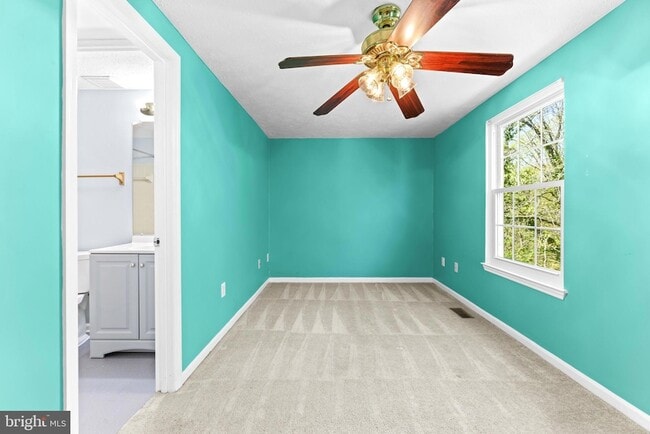 Building Photo - 1246 Seminole Dr