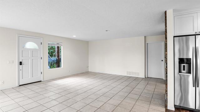 Building Photo - 812 Kalpati Cir