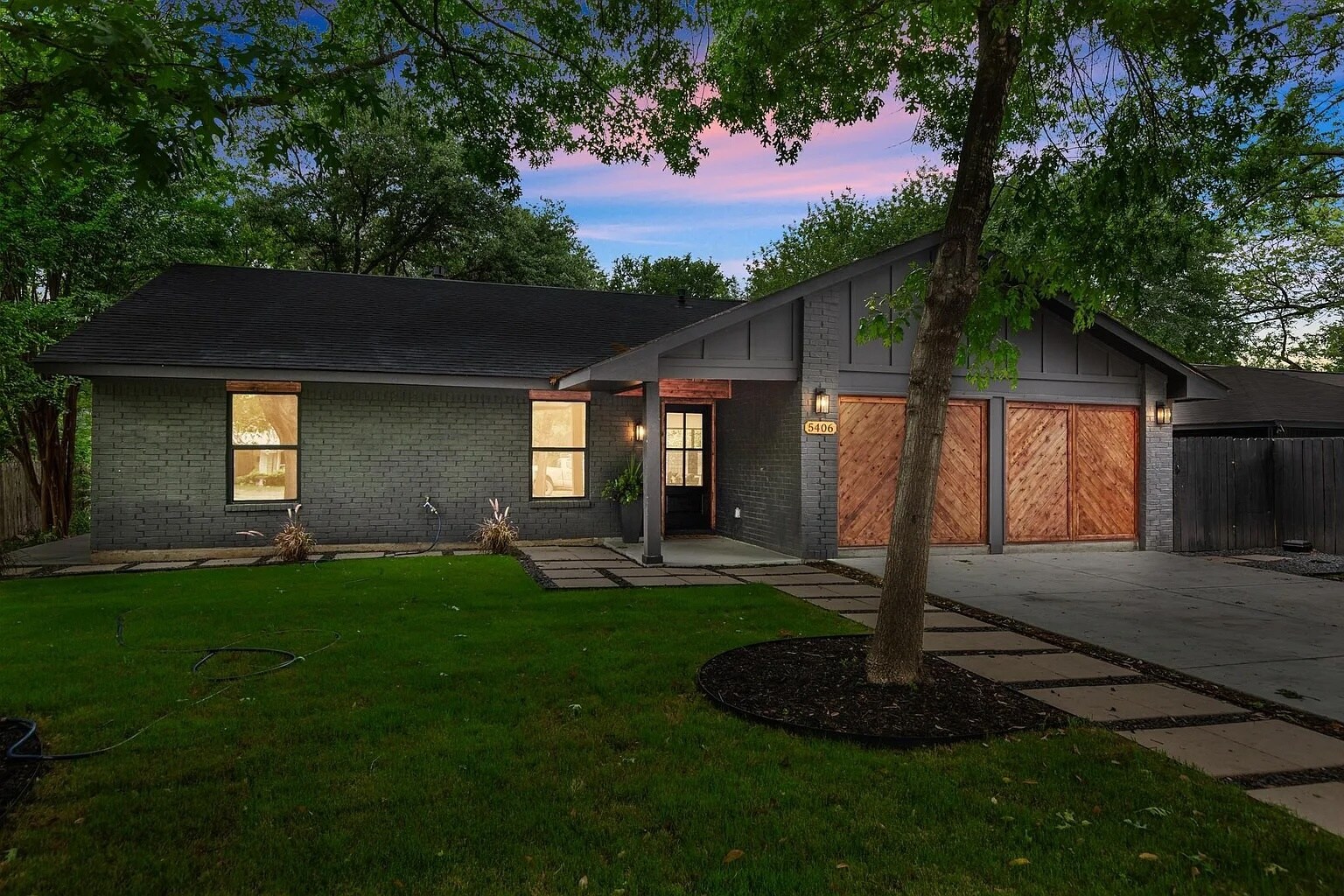Building Photo - 5406 Emerald Forest Dr
