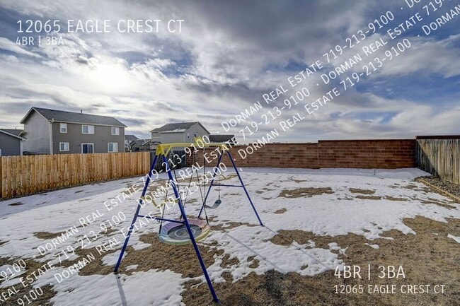 Building Photo - 12065 Eagle Crest Ct